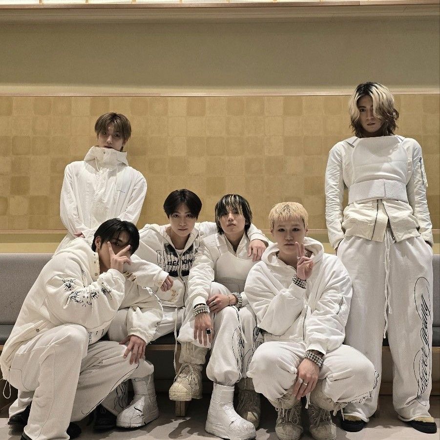 Latest photo of JUST B