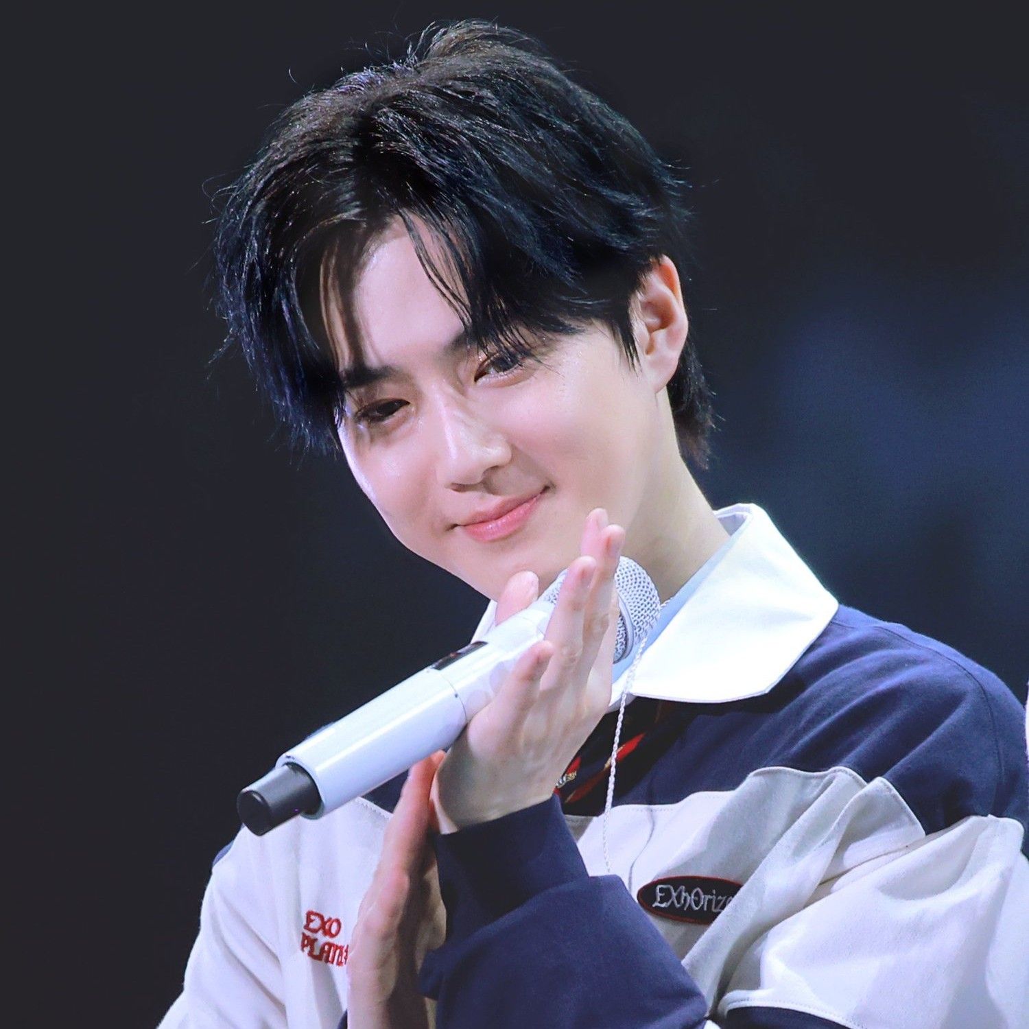 수호 (EXO)의 비하인드 컷