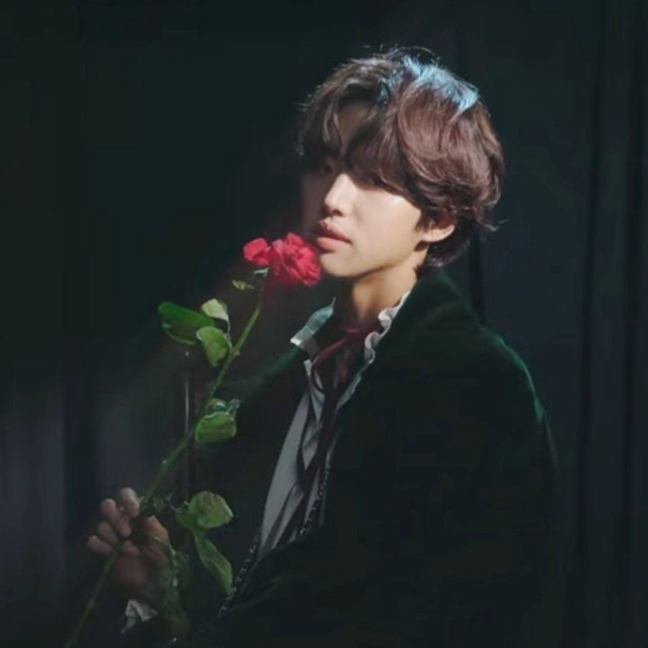 홍석 (펜타곤) 최근 활동샷
