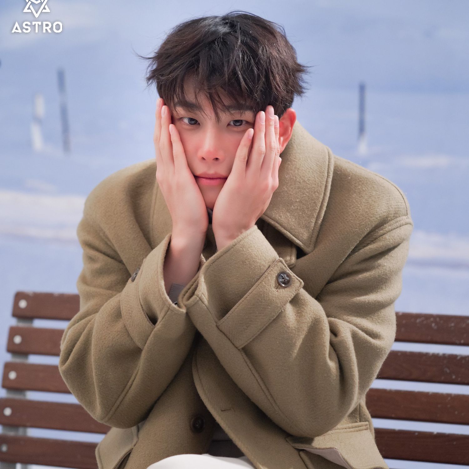 Behind-the-scenes cut of MJ (ASTRO)