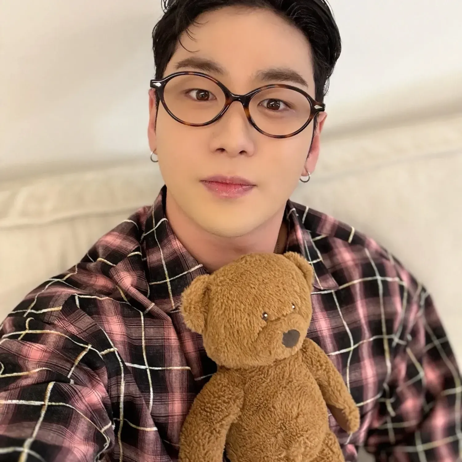 백호의 비하인드 컷