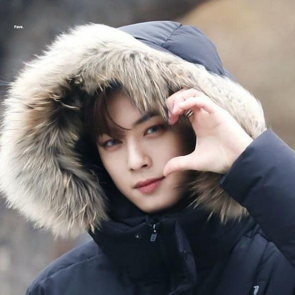 ASTRO的最新活动照片