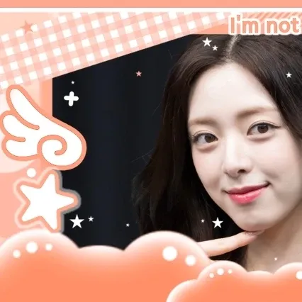 Latest photo of Yuna (ITZY)