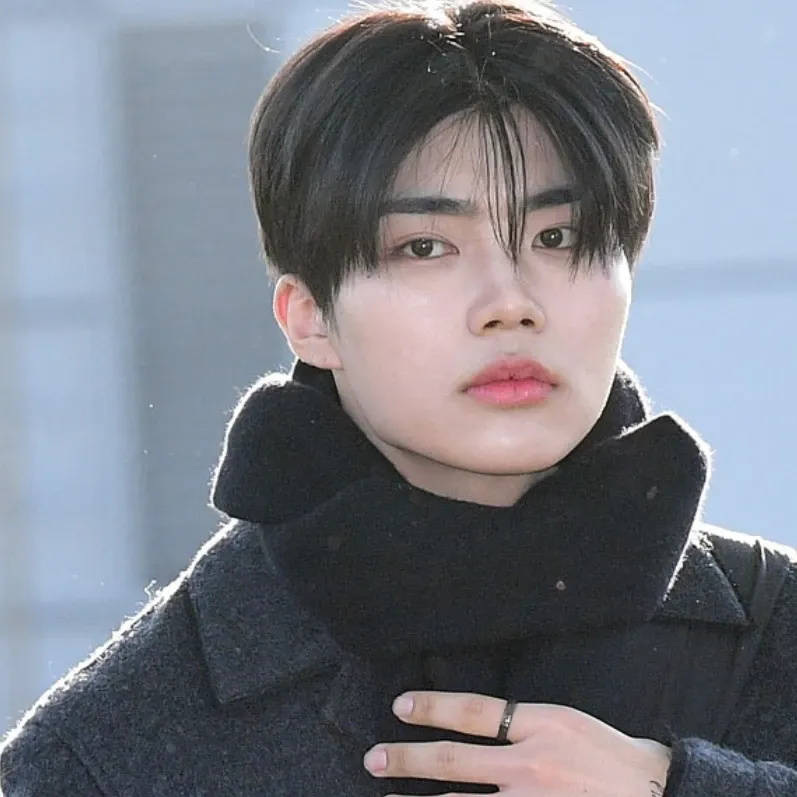 박건욱 (제로베이스원)의 비하인드 컷