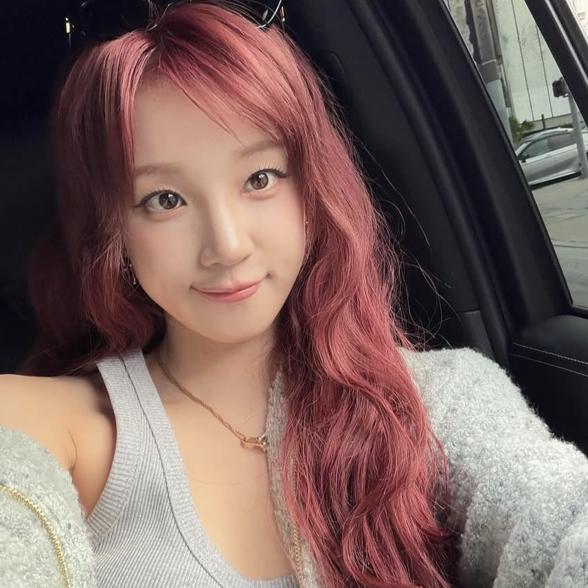 Foto terbaru Yuqi (i-dle)