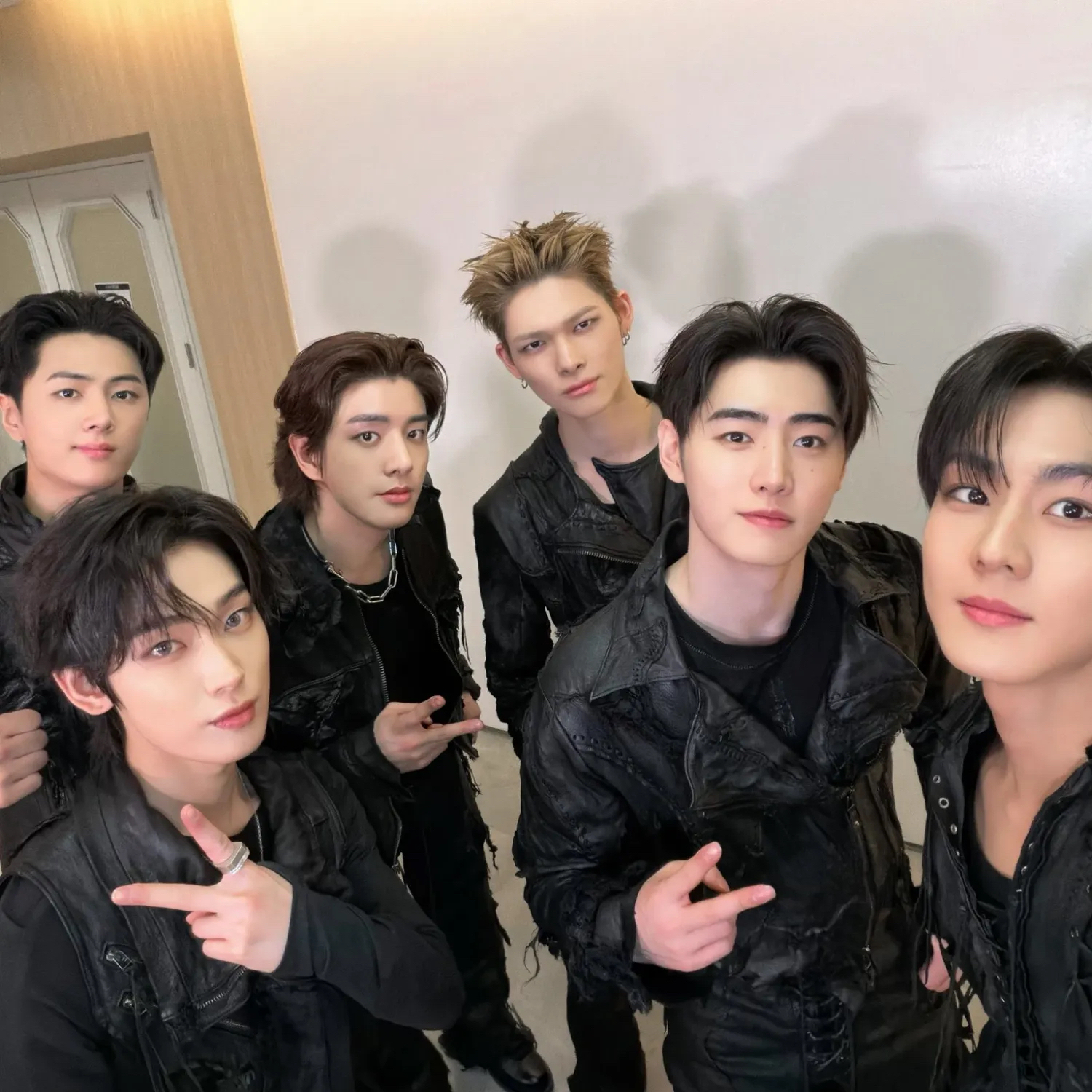 ENHYPEN의 최신 사진