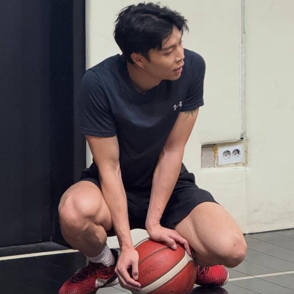 Latest photo of Johnny (NCT 127)