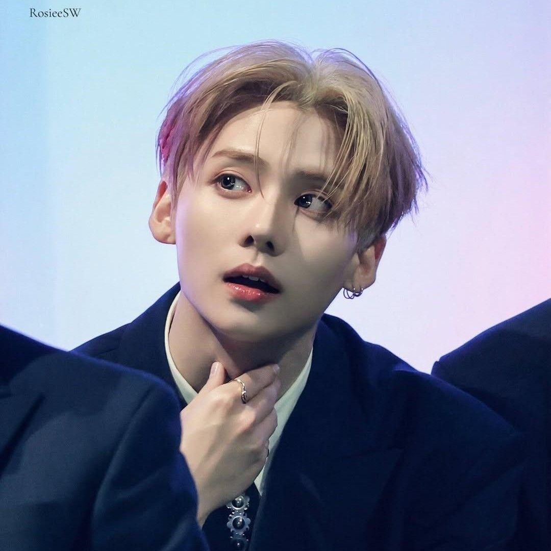 Behind-the-scenes cut of Lee Sangwon (ALPHA DRIVE ONE)