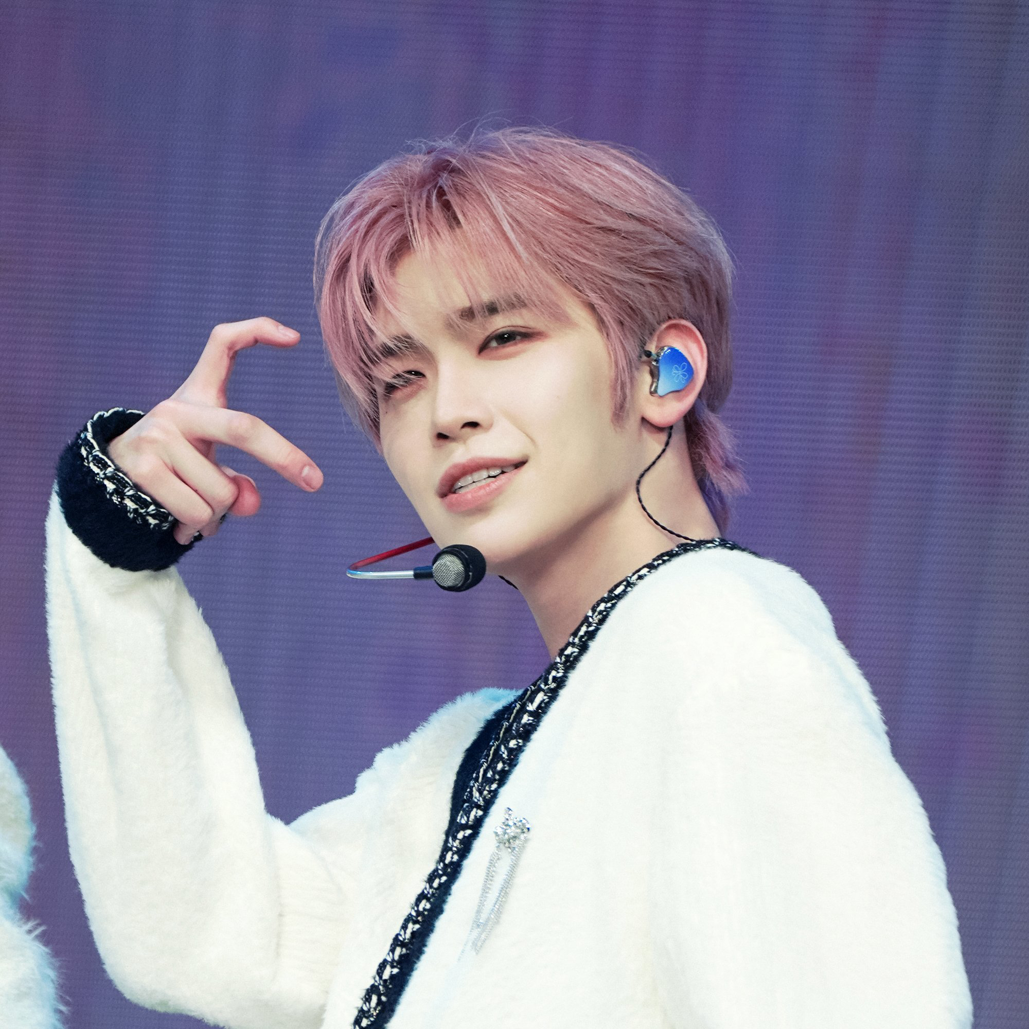 Behind-the-scenes cut of Kim Taerae (ZEROBASEONE)