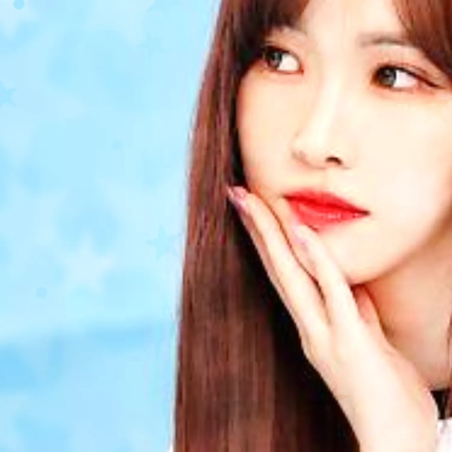 A moment captured by Yuju (GFRIEND)'s fan