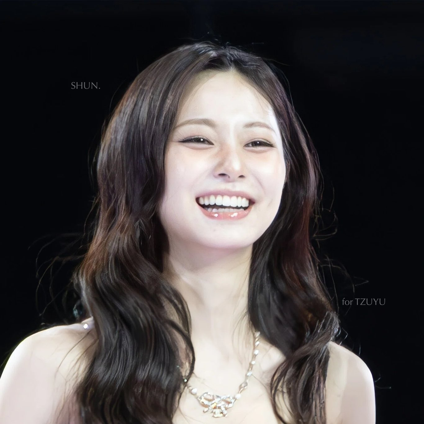 Momen yang diabadikan oleh penggemar Tzuyu (TWICE)