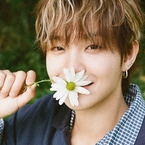 Latest photo of Jihoon (TREASURE)