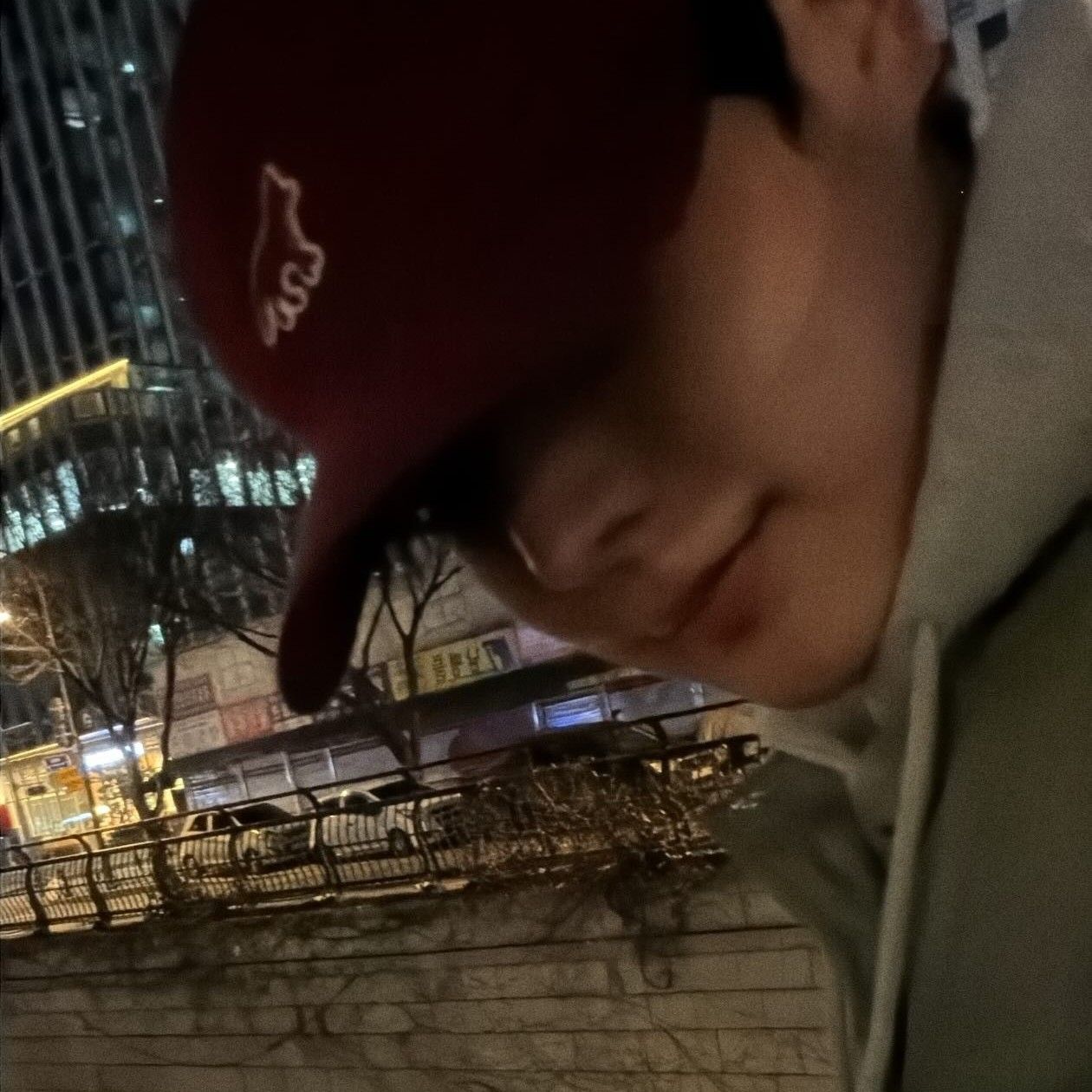 Behind-the-scenes cut of Choi Byungchan