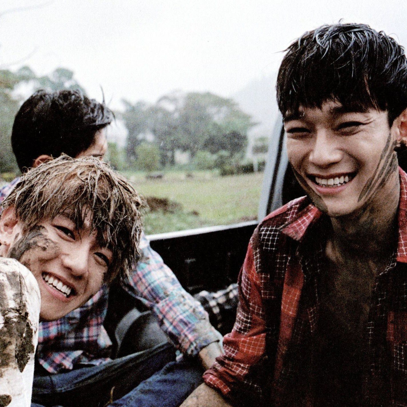 Behind-the-scenes cut of Chen (EXO)