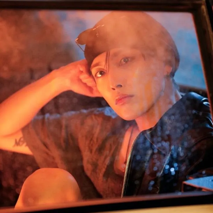 Behind-the-scenes cut of Hongjoong (ATEEZ)