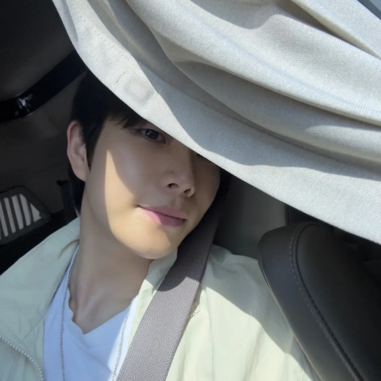 Behind-the-scenes cut of MJ (ASTRO)