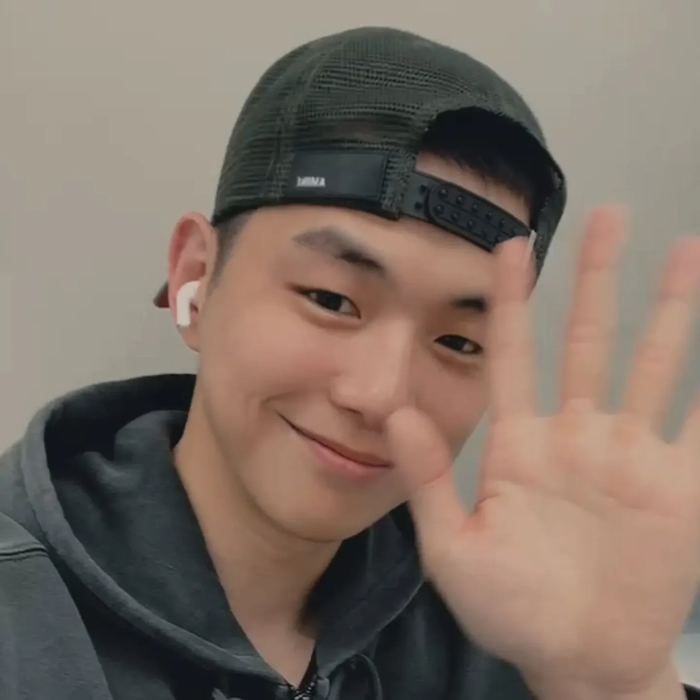 Foto aktivitas terbaru Kang Daniel