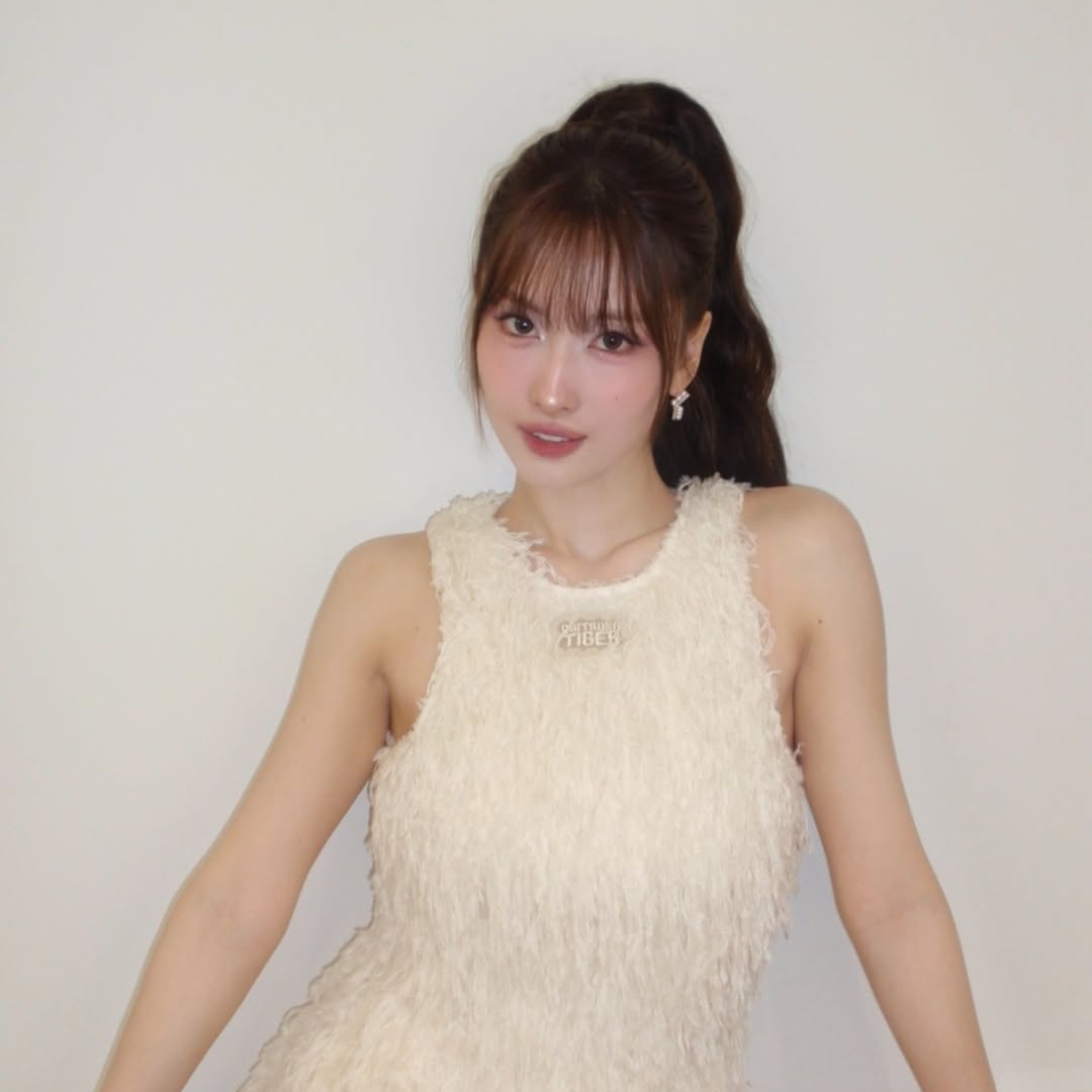 TWICE Momo Fandom Community │ No.1 KPOP App CHOEAEDOL