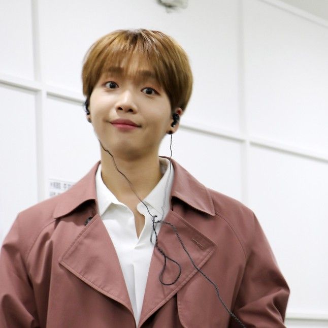 Recent activity shot of Jeong Sewoon