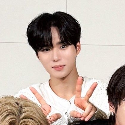 A moment captured by Kim Junseo (ALPHA DRIVE ONE)'s fan