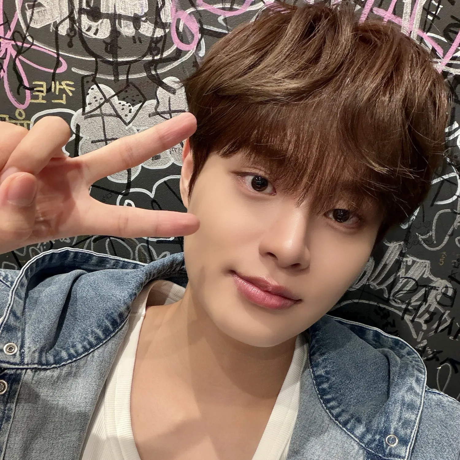 Recent activity shot of Lee Daehwi (AB6IX)