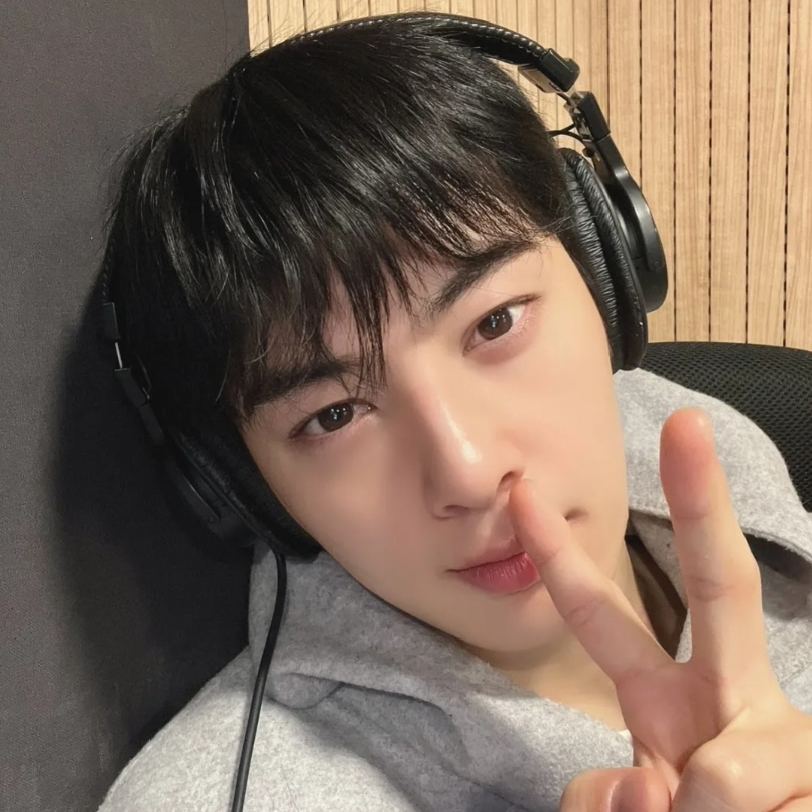 Latest photo of Eunwoo (ASTRO)