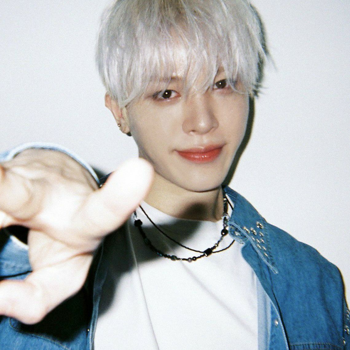 Foto aktivitas terbaru So Junghwan (TREASURE)