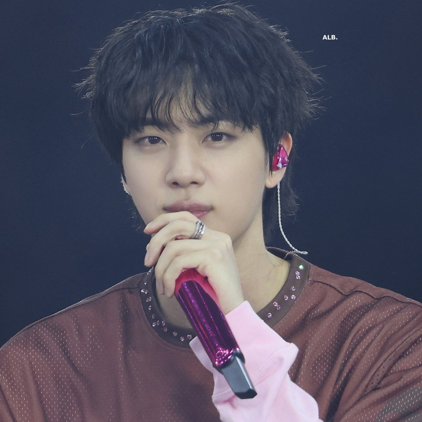 진 (방탄소년단)의 최신 사진