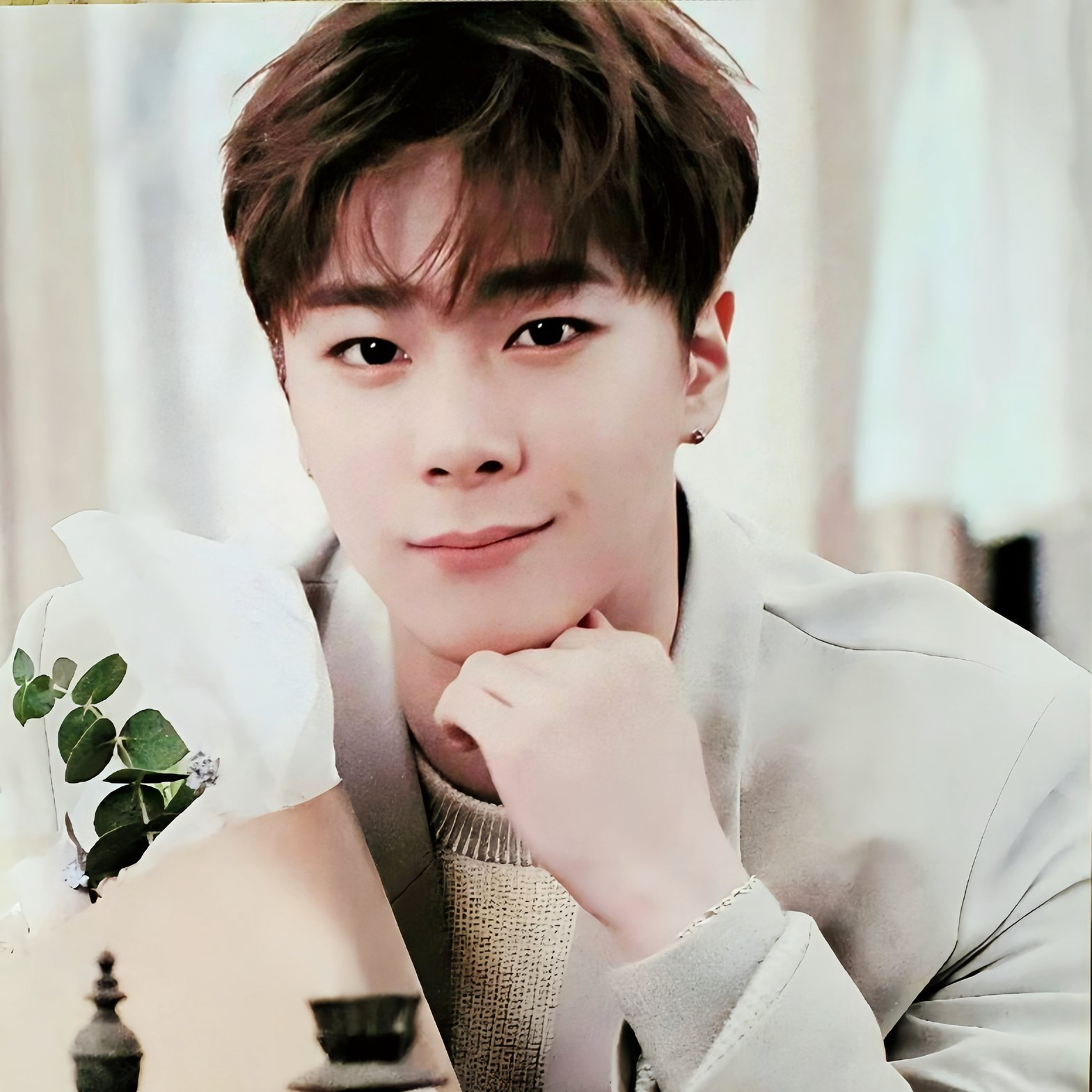 Behind-the-scenes cut of Moonbin (ASTRO)