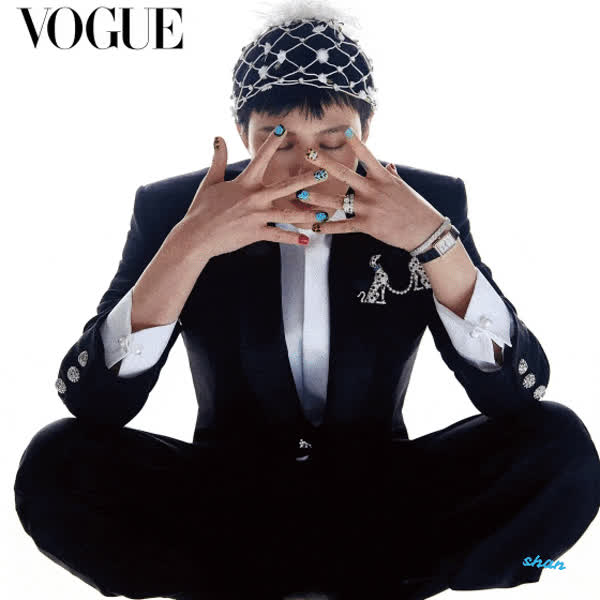 Foto perwakilan G-DRAGON (BIGBANG) yang bersinar hari ini di Choeaedol