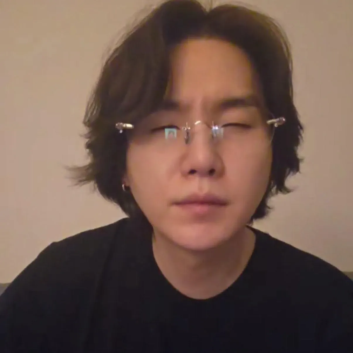 SUGA (防弹少年团)粉丝拍下的瞬间