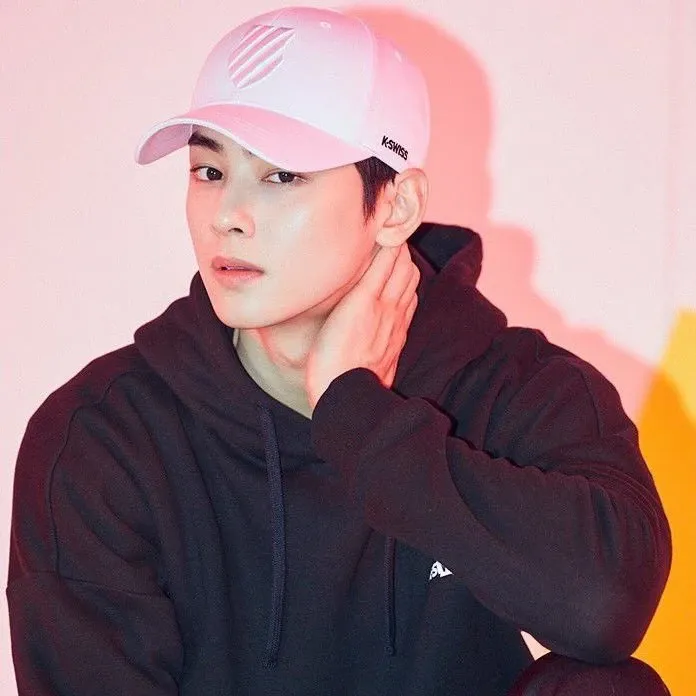 A moment captured by Eunwoo (ASTRO)'s fan