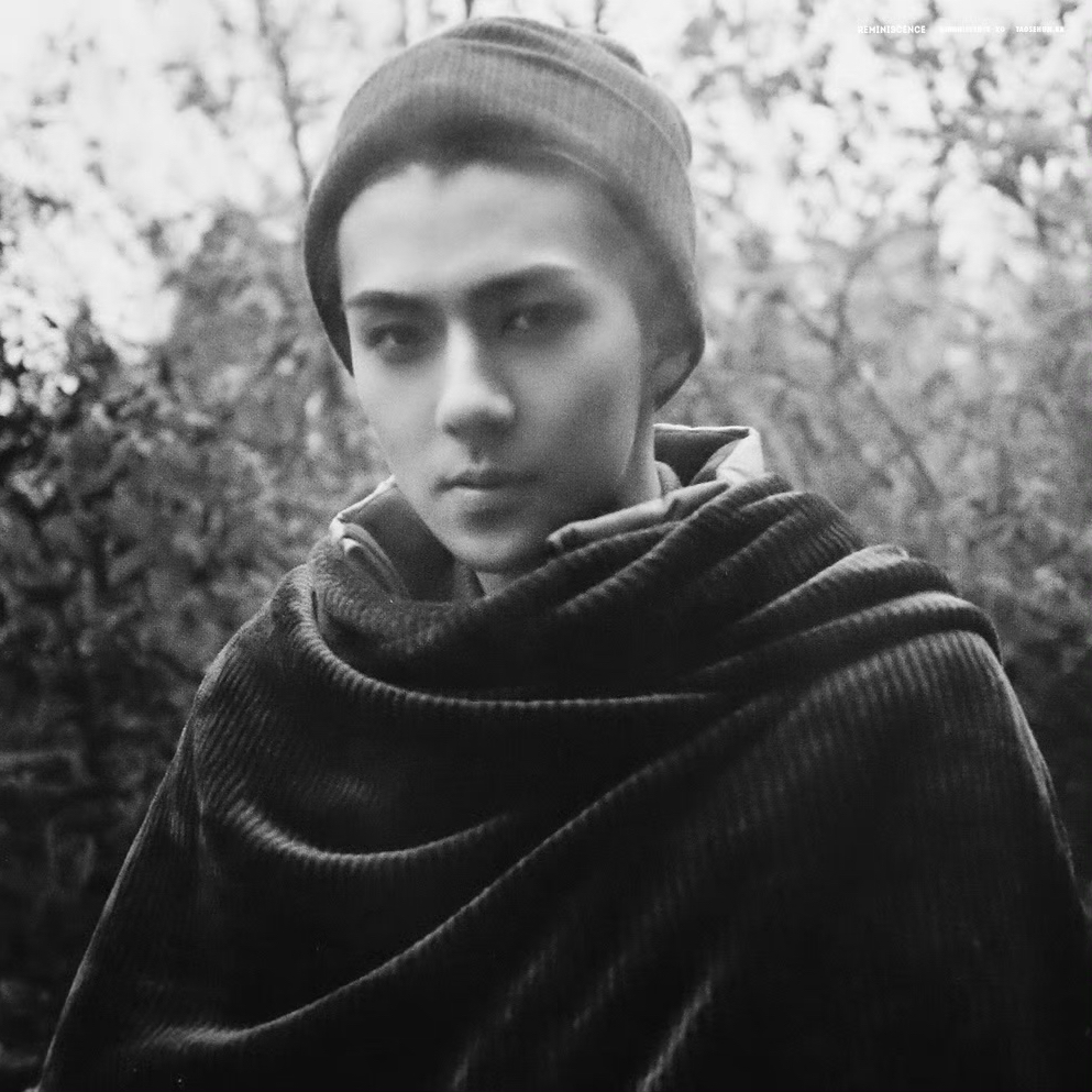 A moment captured by Sehun (EXO)'s fan