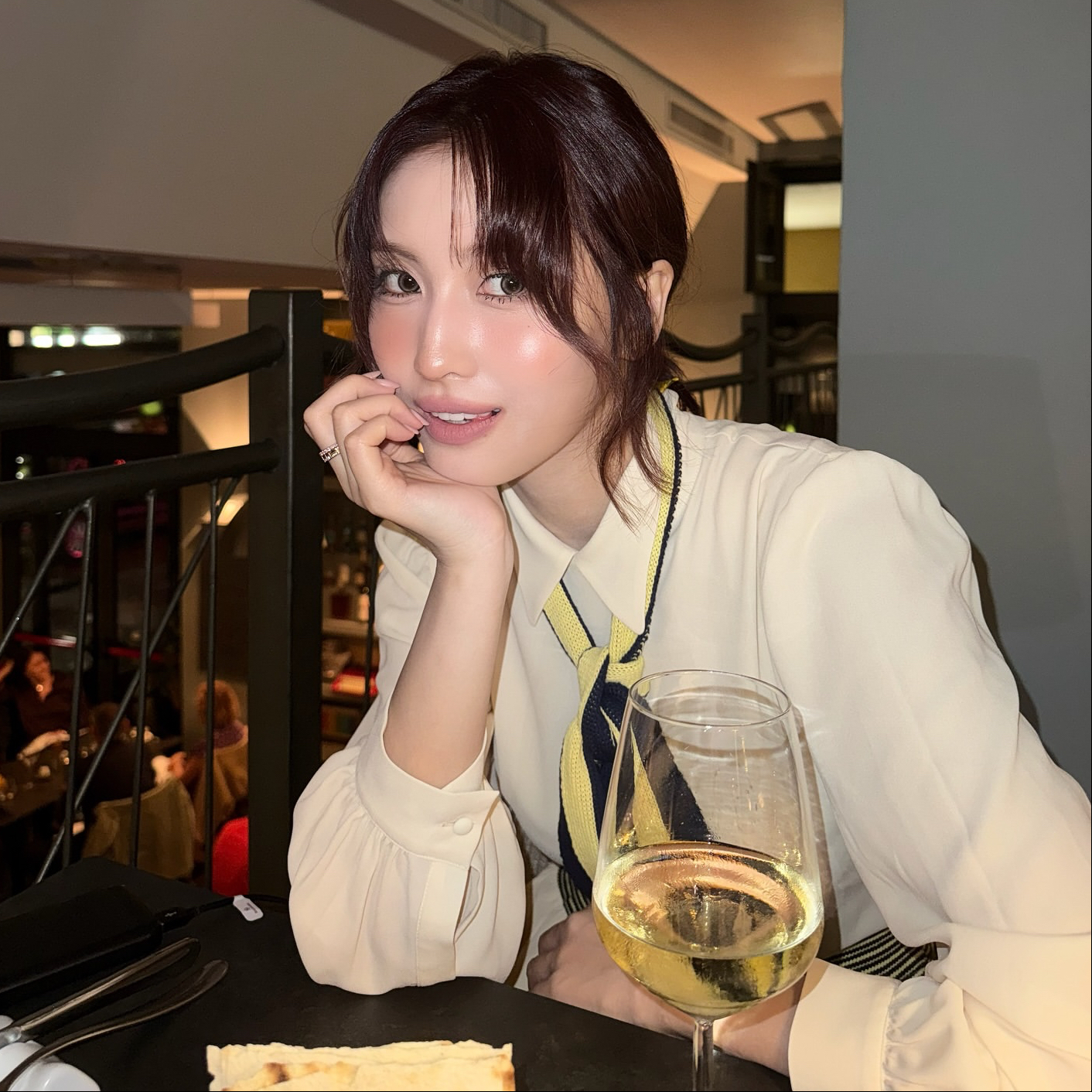 Momen yang diabadikan oleh penggemar Momo (TWICE)