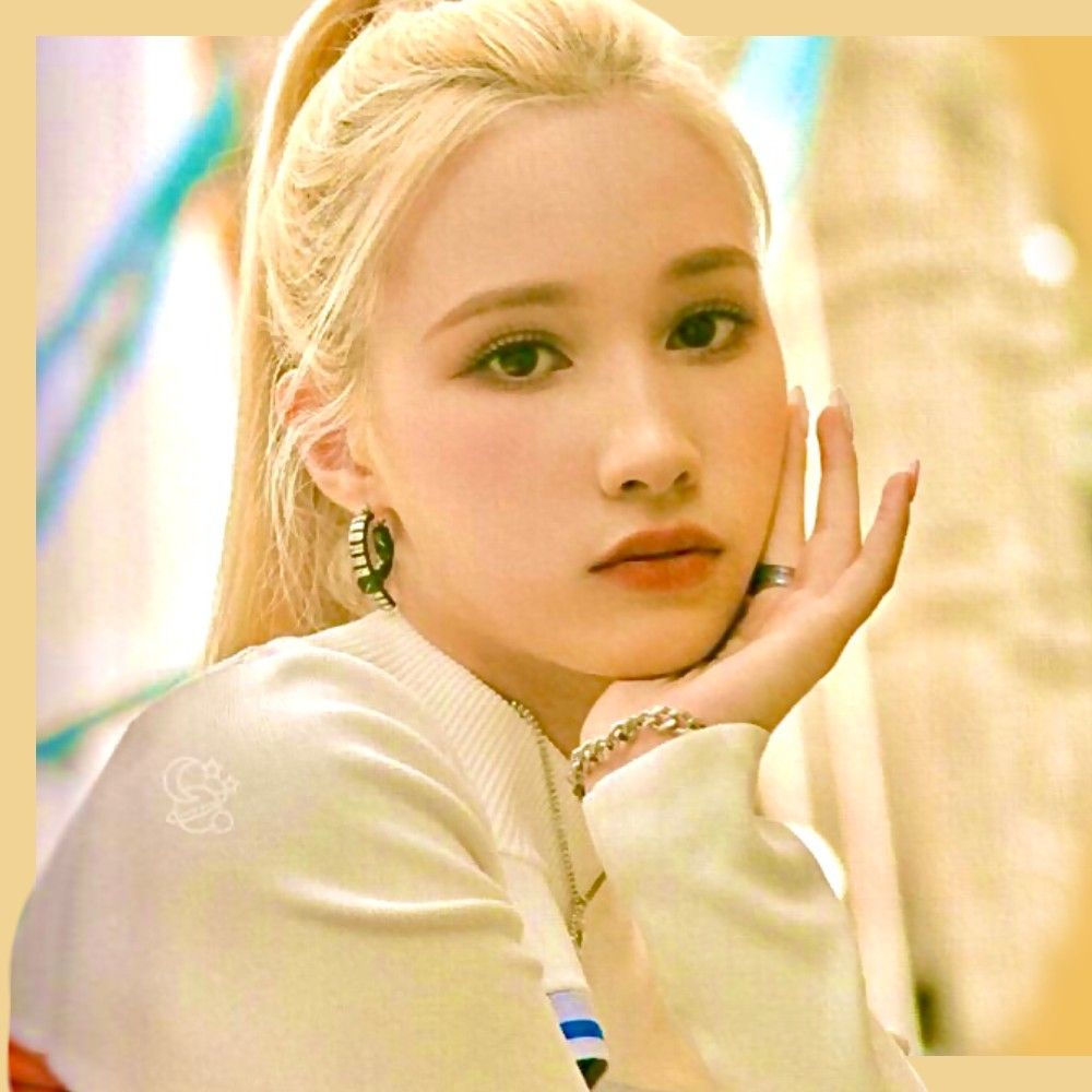 A moment captured by Huening Bahiyyih (Kep1er)'s fan