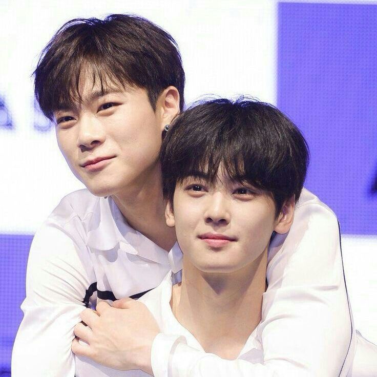 Recent activity shot of Moonbin (ASTRO)