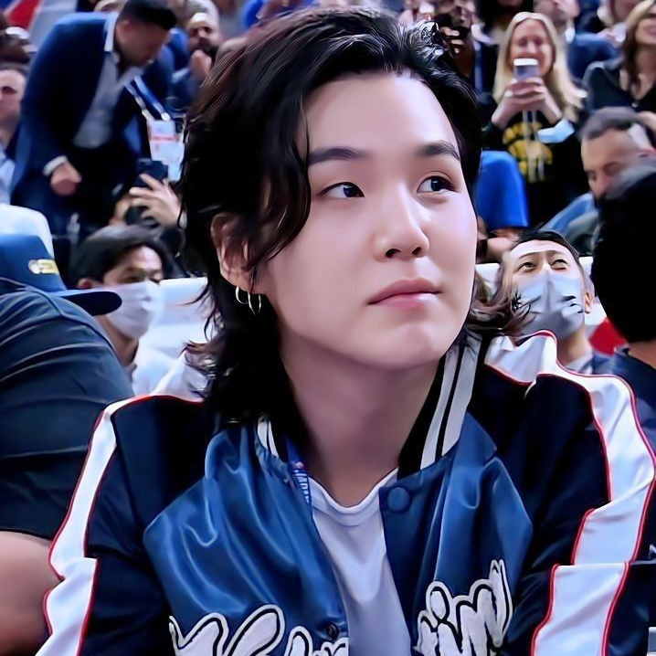 슈가 (방탄소년단)의 최신 사진