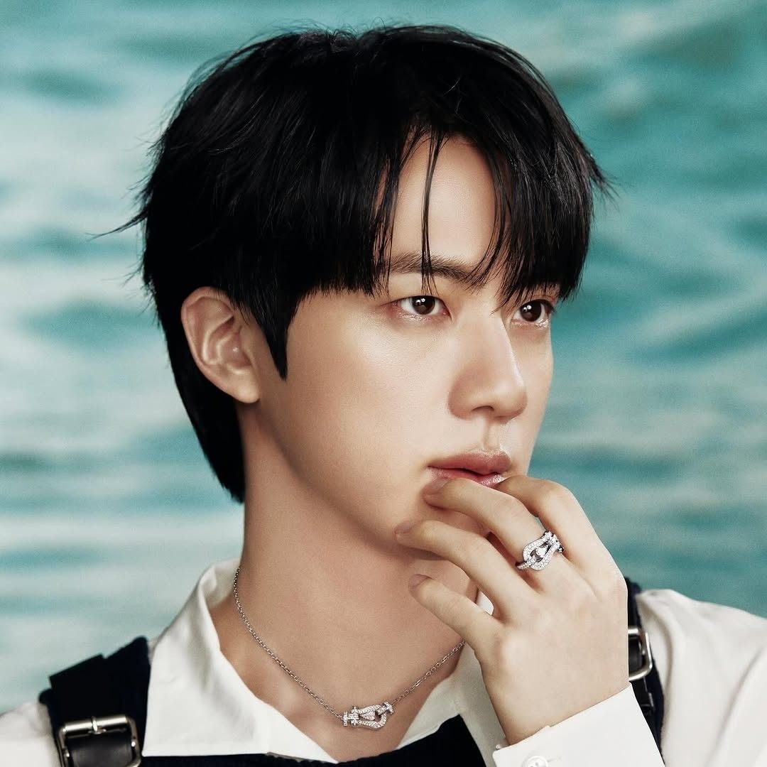 Potret di balik layar Jin (BTS)