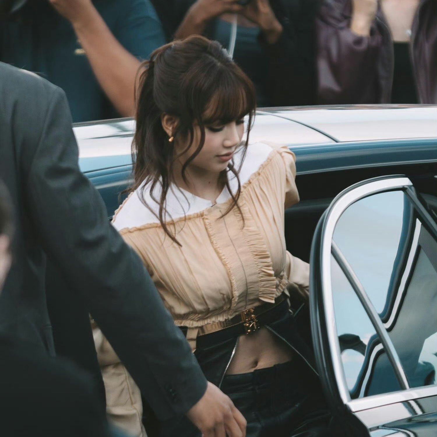 Behind-the-scenes cut of Lisa (BLACKPINK)