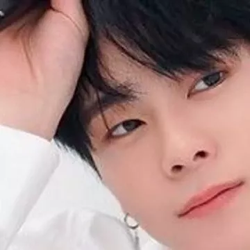 Latest photo of Moonbin (ASTRO)