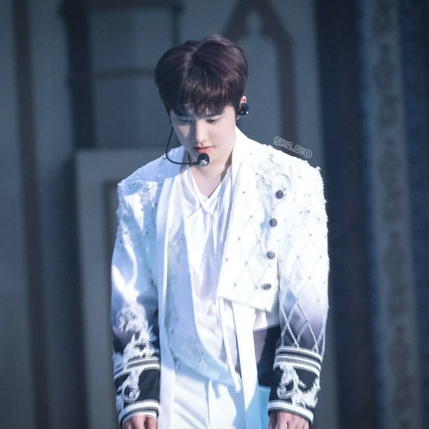 Momen yang diabadikan oleh penggemar D.O. (EXO)