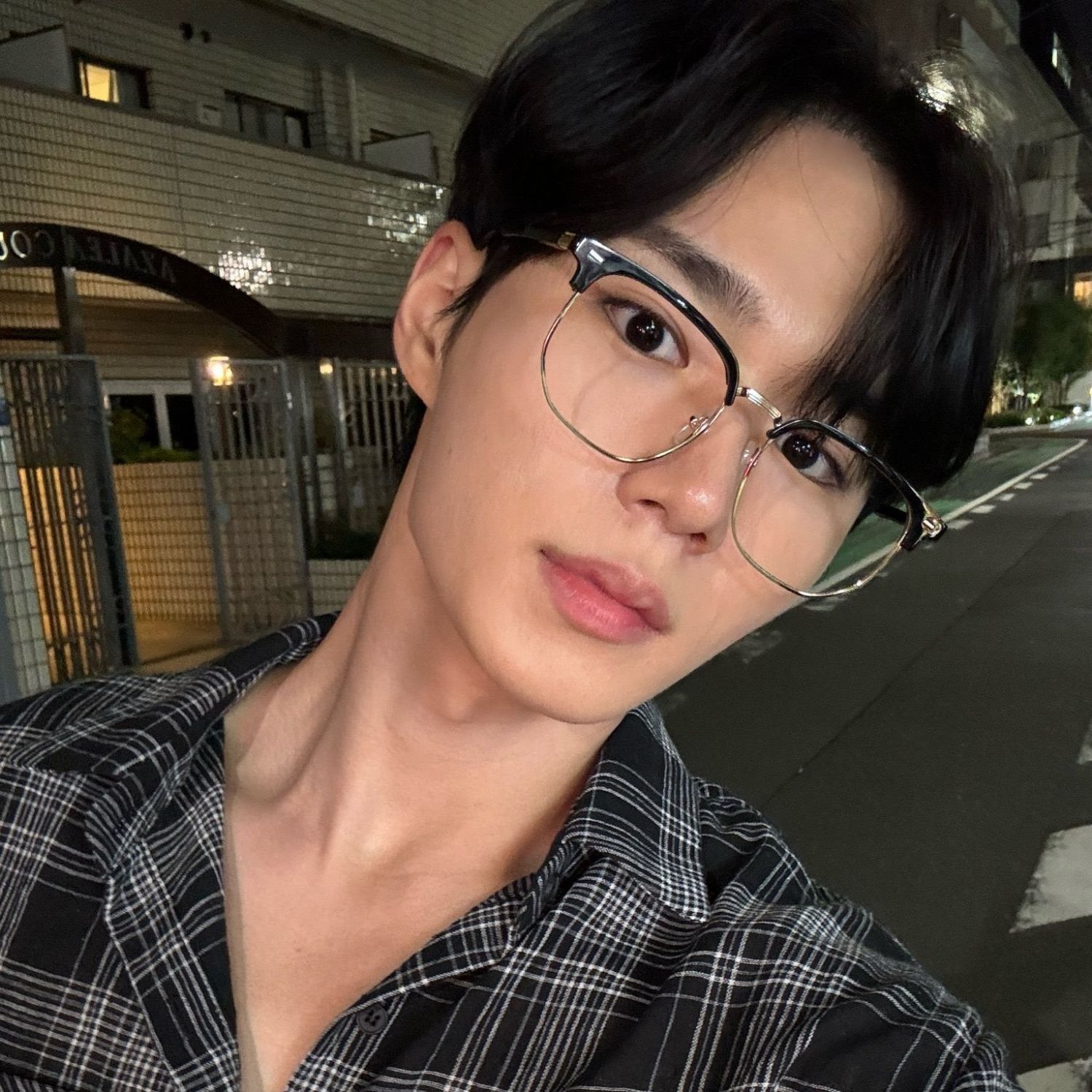 Behind-the-scenes cut of Kim Junseo (ALPHA DRIVE ONE)