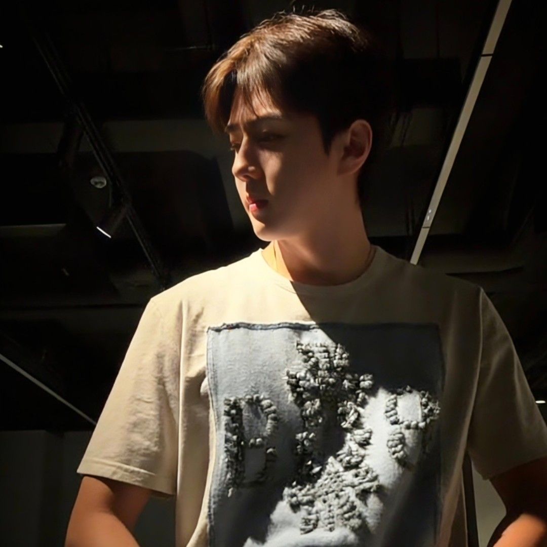 세훈 (EXO)의 최신 사진