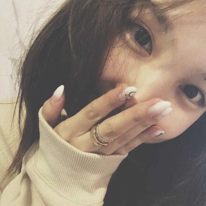 Latest photo of Nayeon (TWICE)