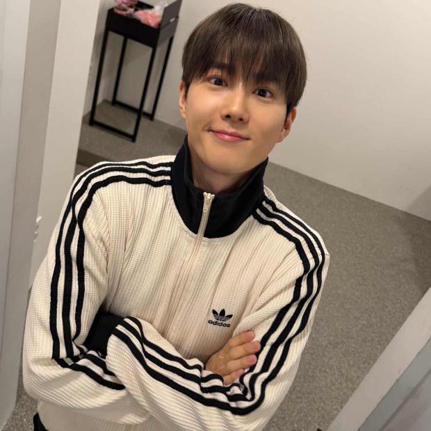 A moment captured by Suho (EXO)'s fan