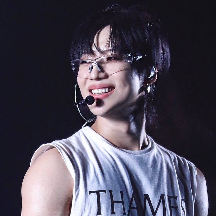 A moment captured by Taemin (SHINee)'s fan