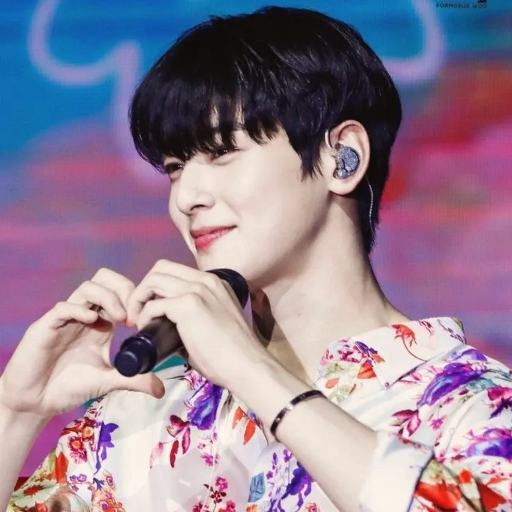 Behind-the-scenes cut of Eunwoo (ASTRO)