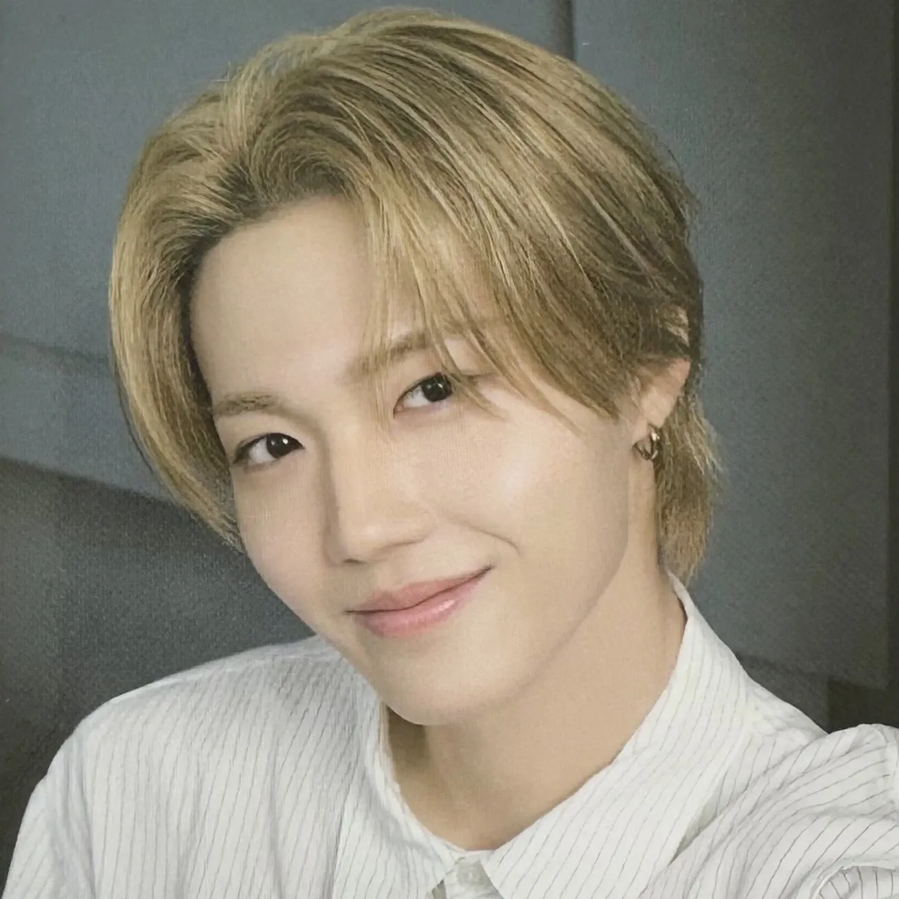 Recent activity shot of Doyoung (TREASURE)