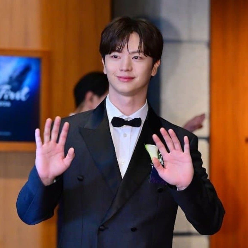 陆星材 (BTOB)的最新照片