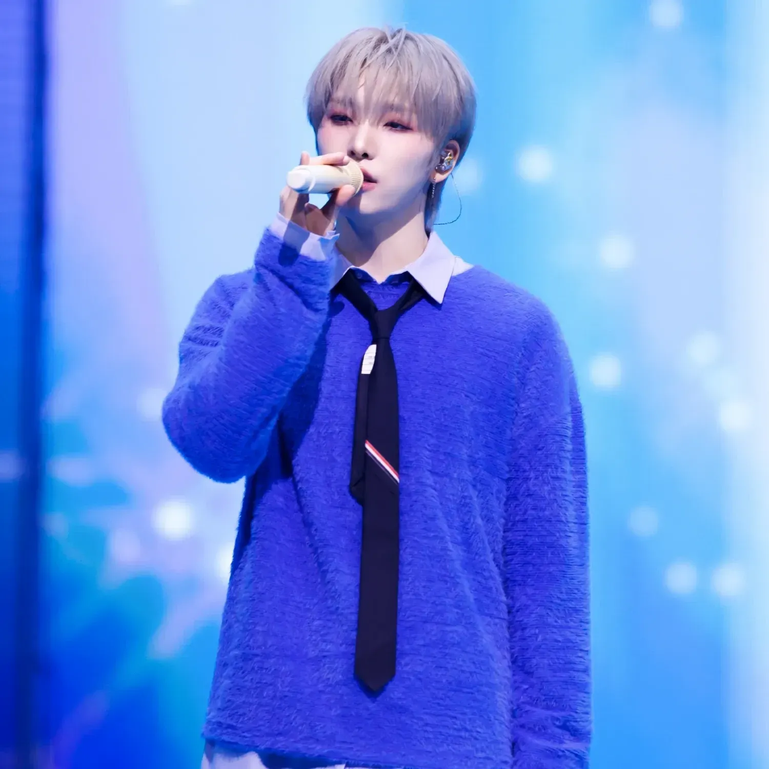 A moment captured by Seoho (ONEUS)'s fan